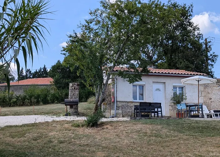 Petit De Charme Bichta Eder